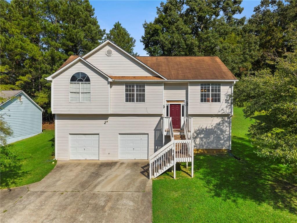6880 Silver Maple Drive Property Photo 1