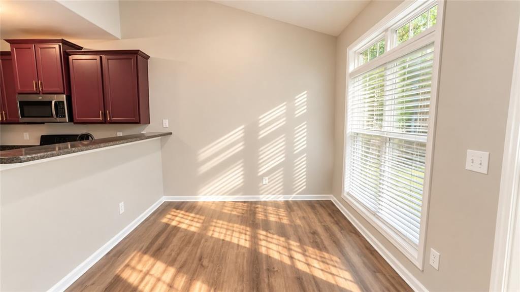 6276 Colonial View Property Photo 6