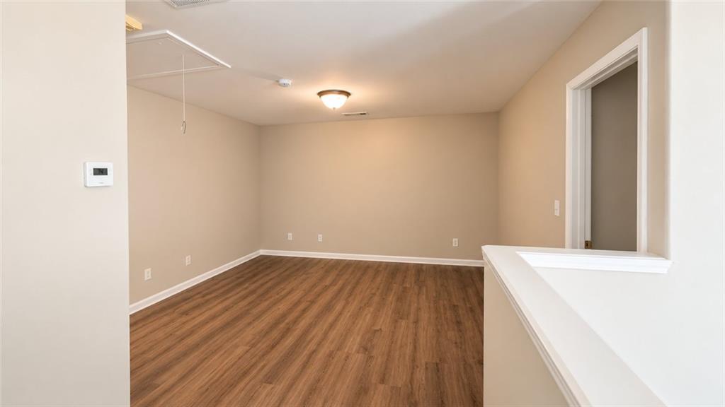 6276 Colonial View Property Photo 13
