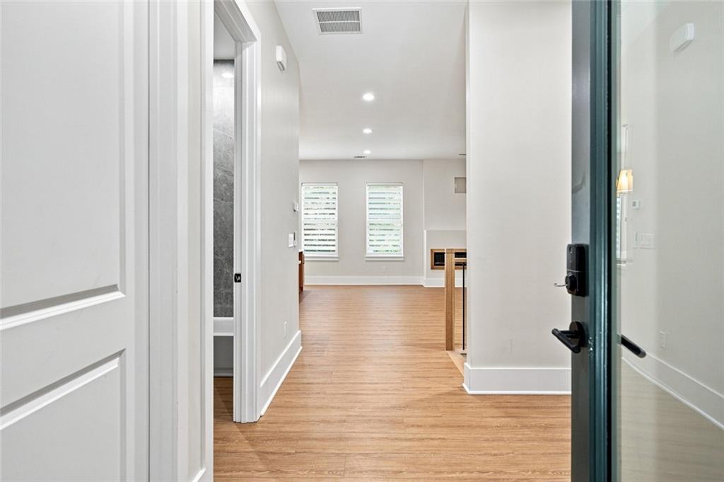2541 Aniki Bee Drive Property Photo 4
