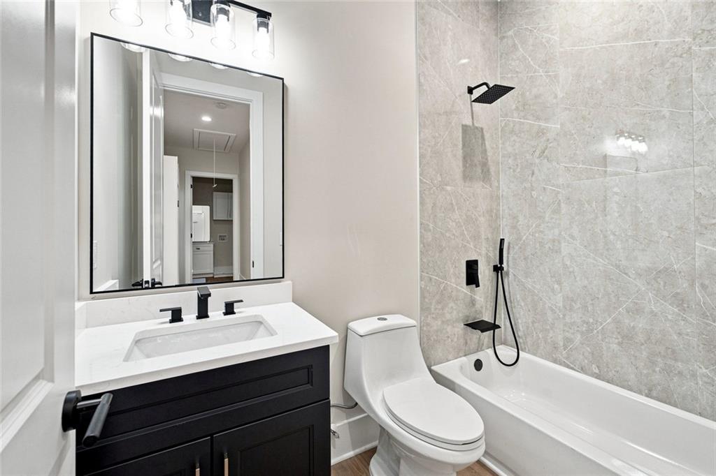 2541 Aniki Bee Drive Property Photo 17