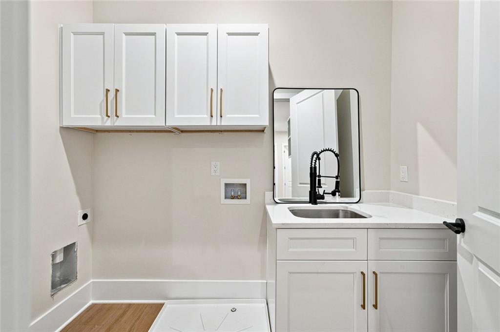 2541 Aniki Bee Drive Property Photo 21
