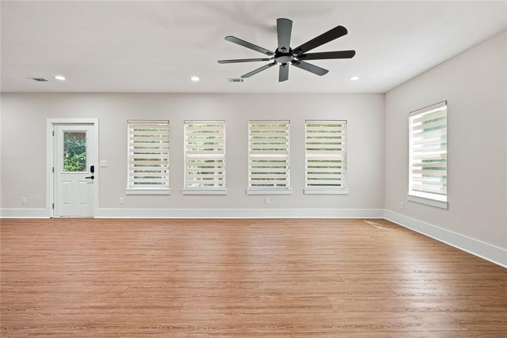 2541 Aniki Bee Drive Property Photo 32