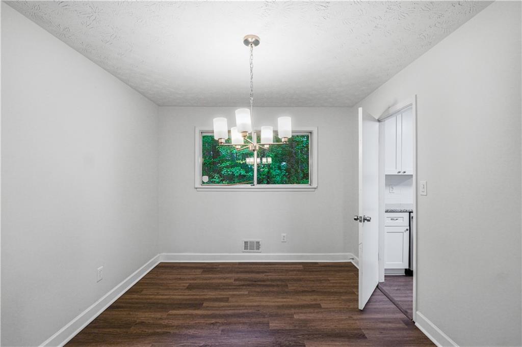 7052 Lodgepole Drive Property Photo 8
