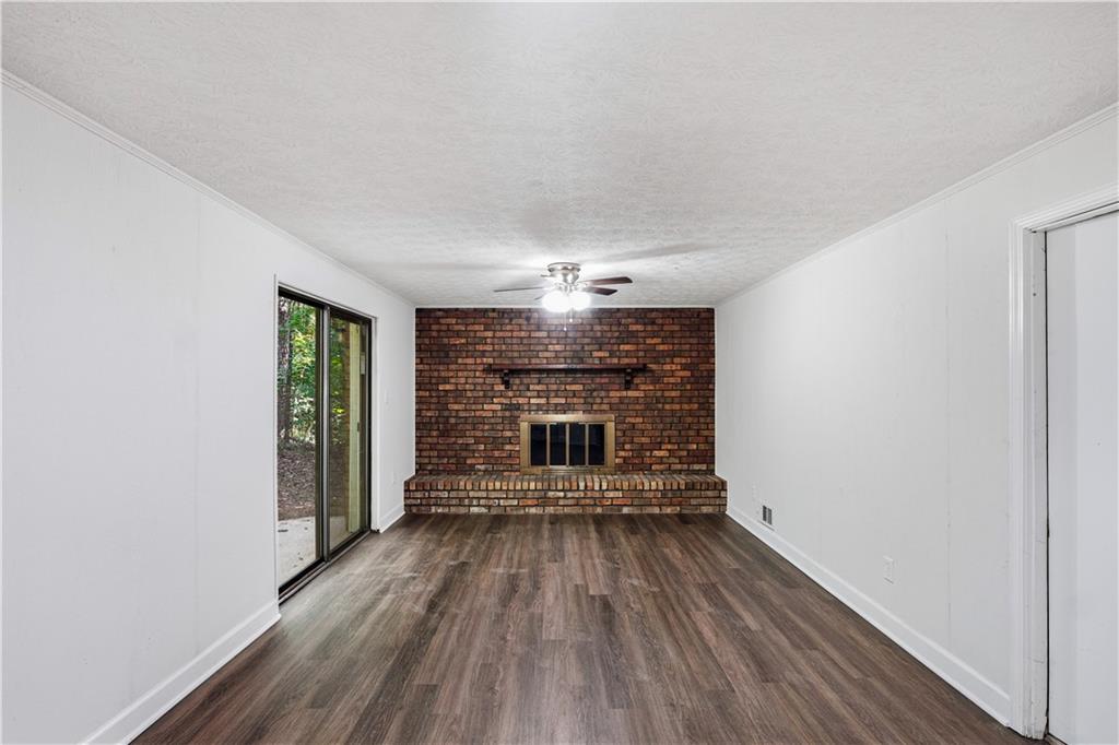 7052 Lodgepole Drive Property Photo 12