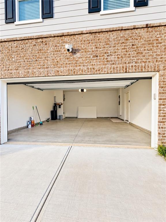 2498 Argento Circle Property Photo 5