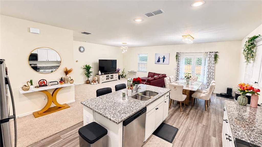 2498 Argento Circle Property Photo 8