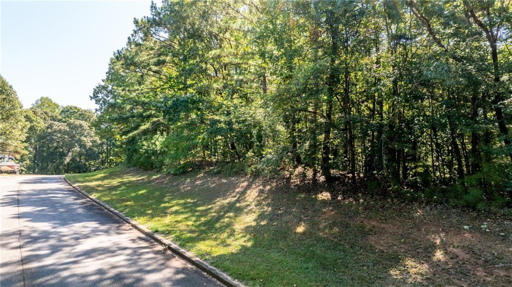 205 Long Cove Drive Property Photo 3