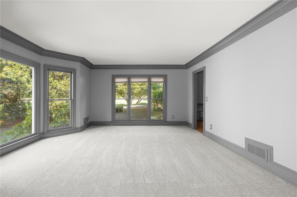 3520 Lester Ct. Property Photo 8