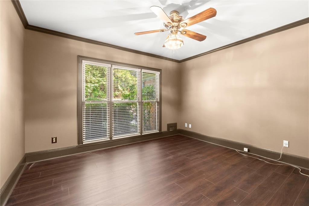 3520 Lester Ct. Property Photo 32