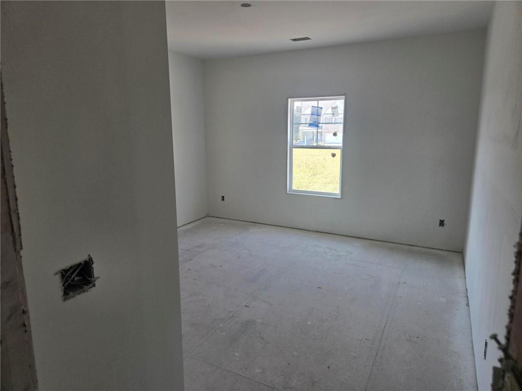 1172 Homepark Circle Property Photo 12