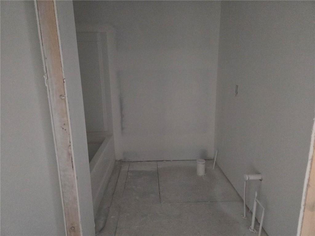1172 Homepark Circle Property Photo 13