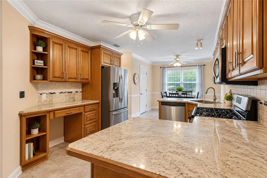740 Pebble Boulevard Property Photo 3