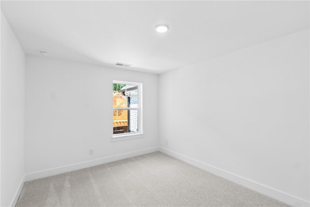 222 Redbud Road Property Photo 14