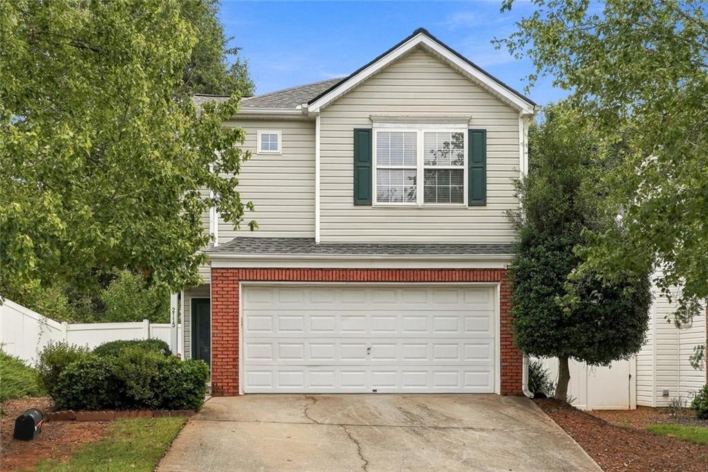 2115 Calumet Crossing Property Photo 1