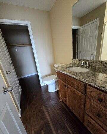 255 La Vista Property Photo 7