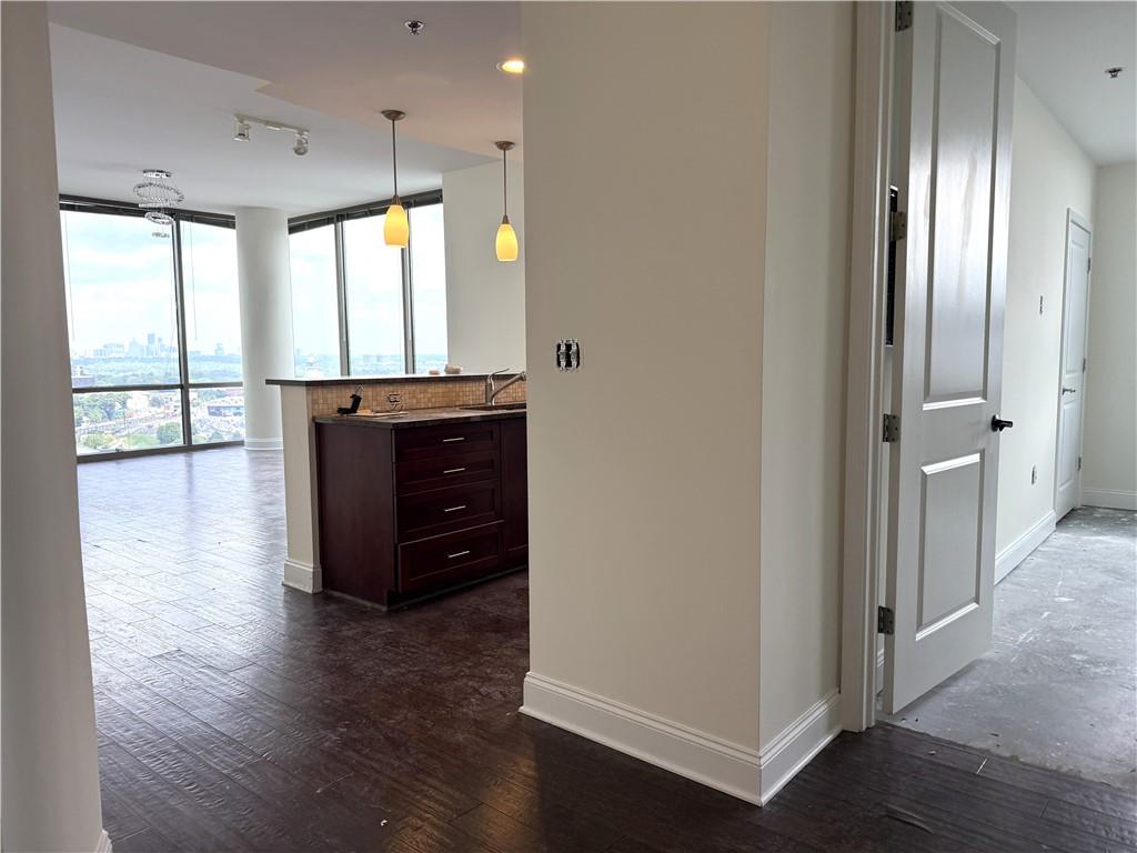 7838125 Property Photo 6
