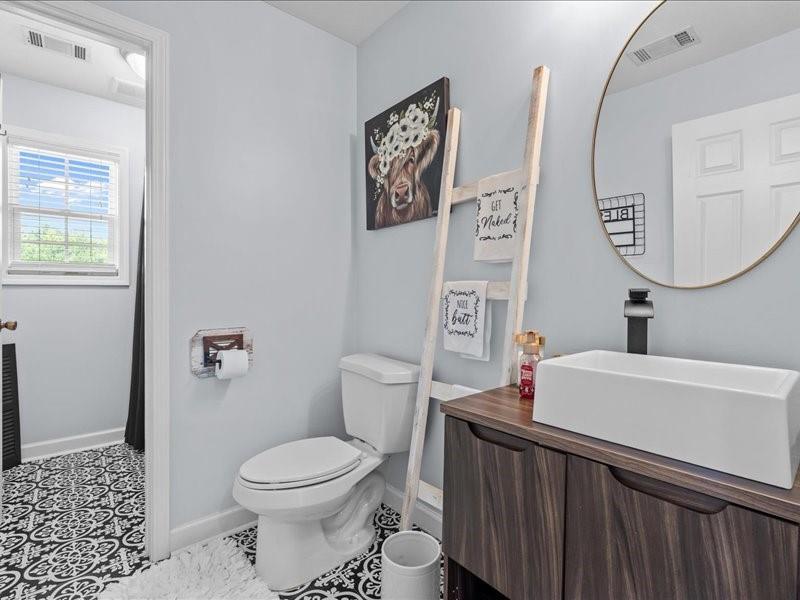 1285 Highway 5 E Property Photo 29