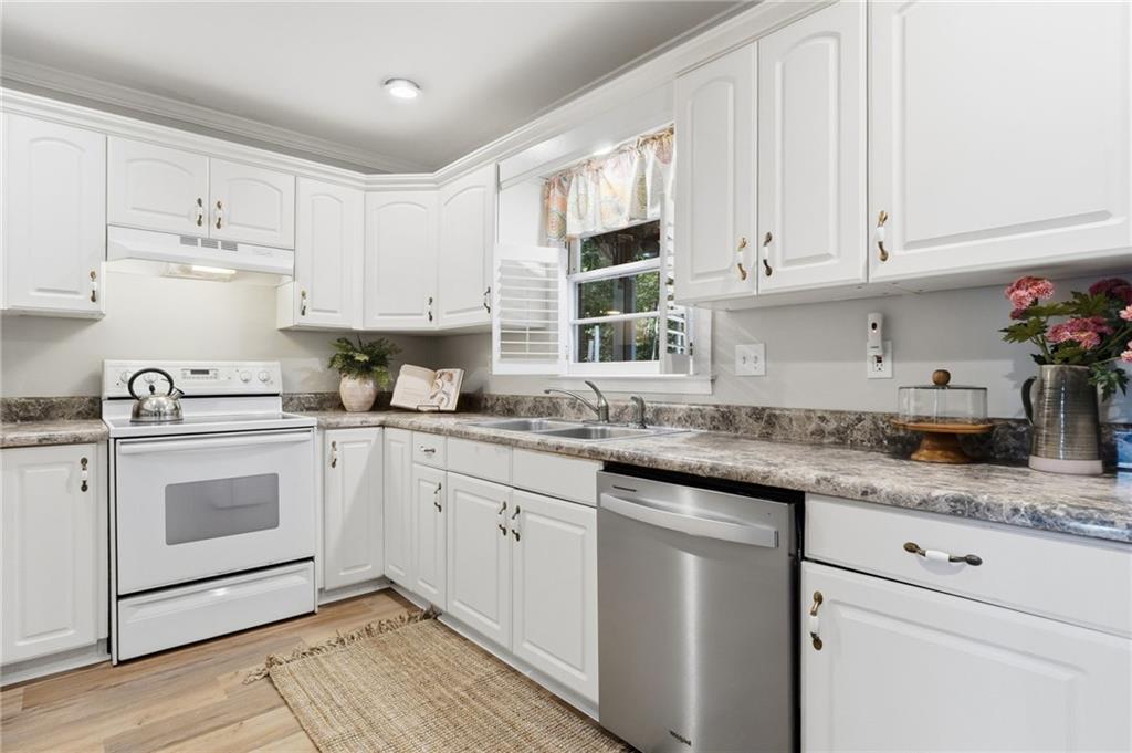 858 River Forest Run Property Photo 10