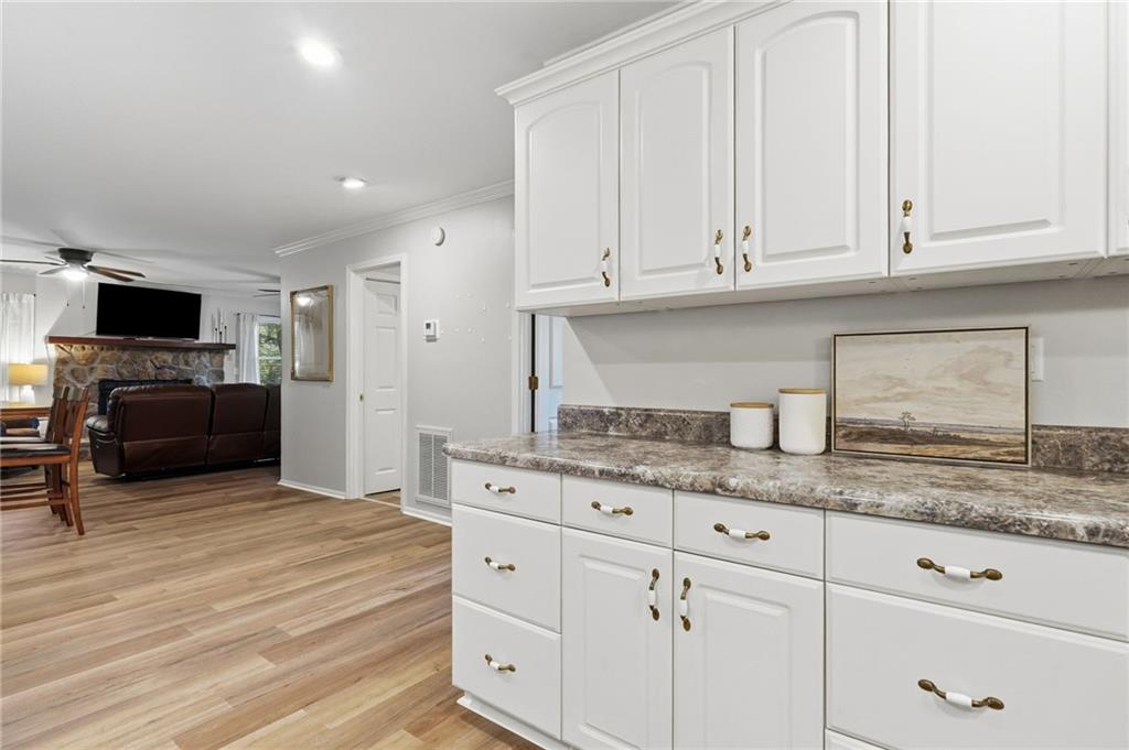 858 River Forest Run Property Photo 12