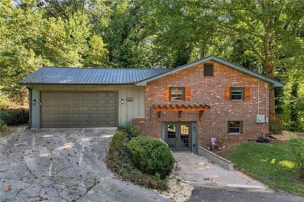 142 Ann Drive Property Photo 4