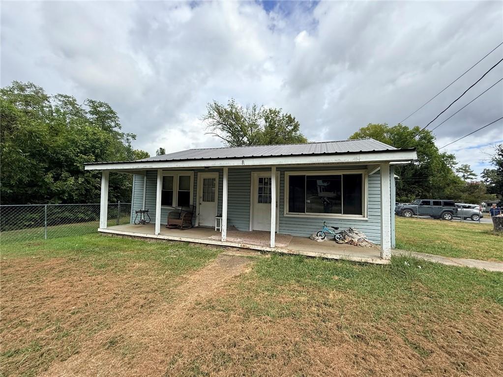 645 James Street Property Photo 1