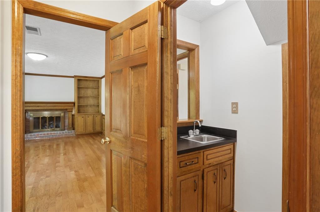 4357 Karls Gate Drive Property Photo 16