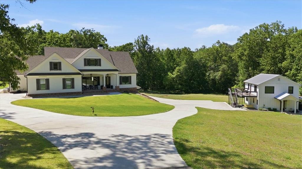 395 Heard Road Property Photo 1