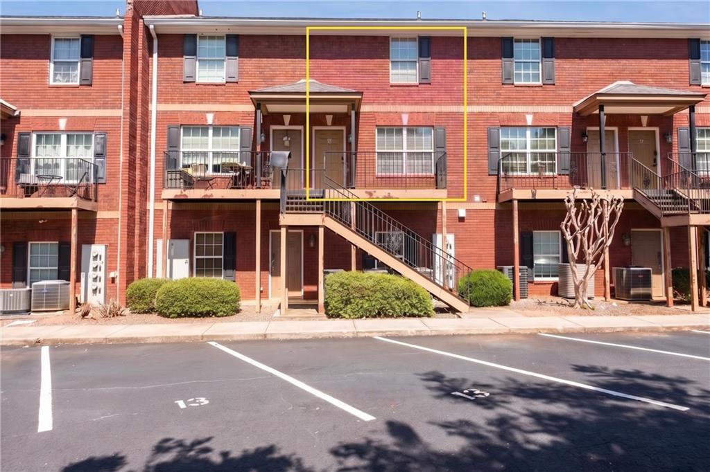 105 Whitehead Road Unit 15 Property Photo 1