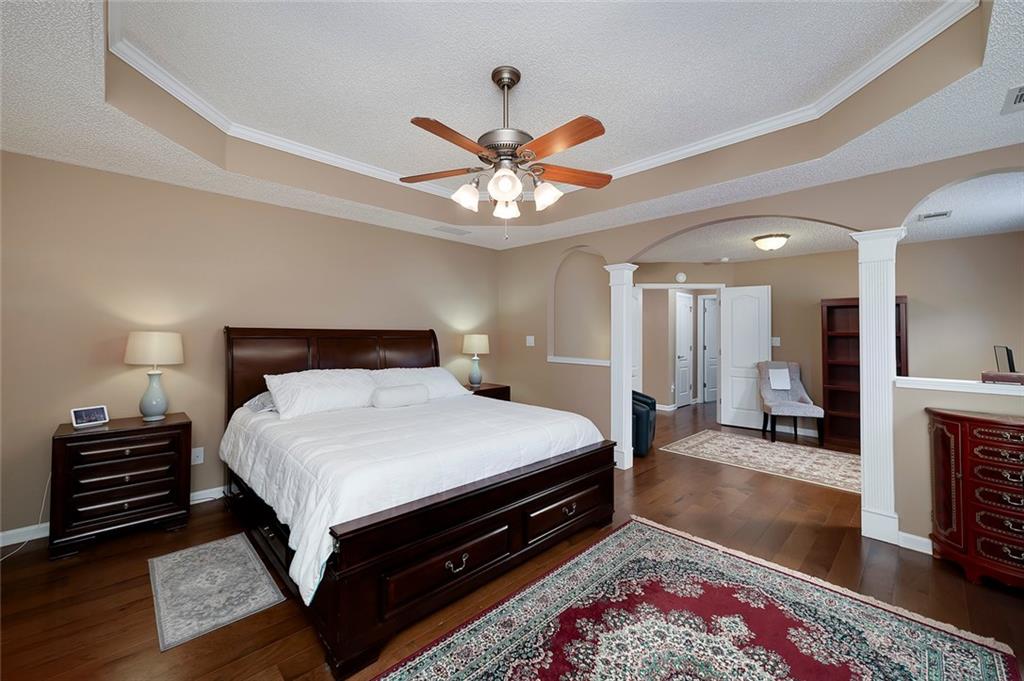 237 Prominent Loop Property Photo 21