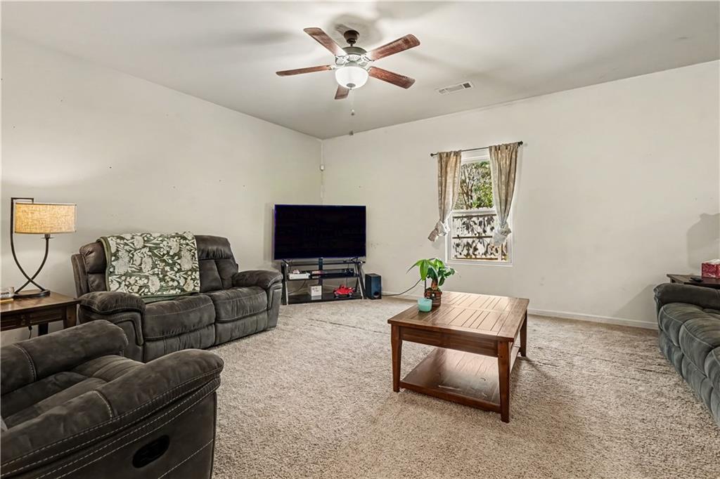 1431 Turning Leaf Lane Property Photo 3