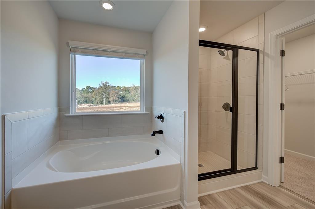 324 Bedford Trace Property Photo 25