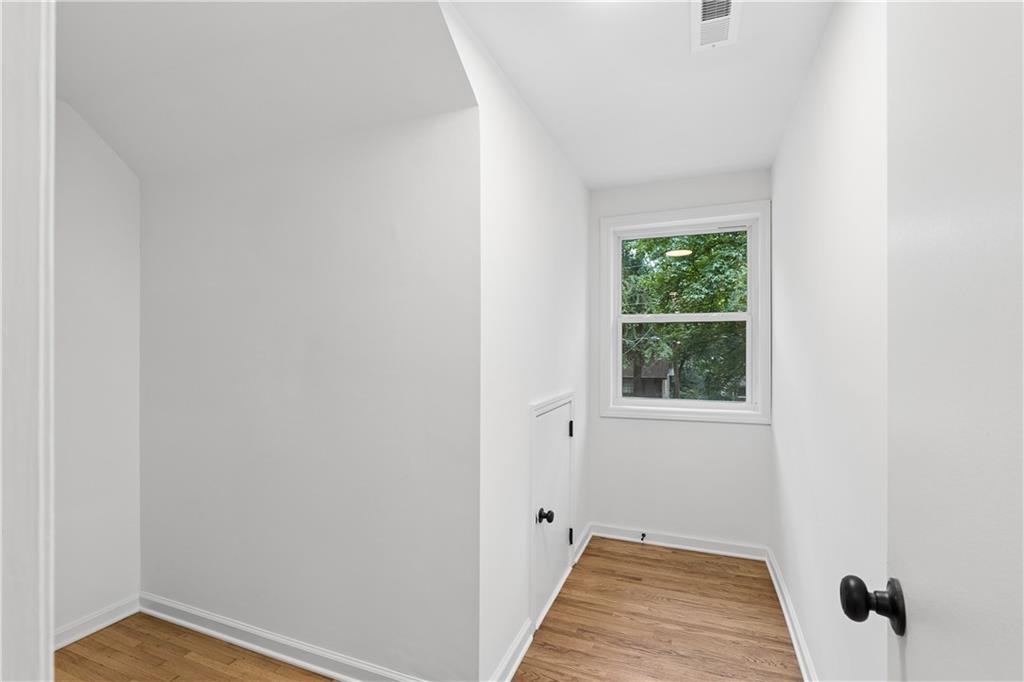 1303 Faraday Place Property Photo 20