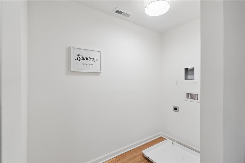 1303 Faraday Place Property Photo 25