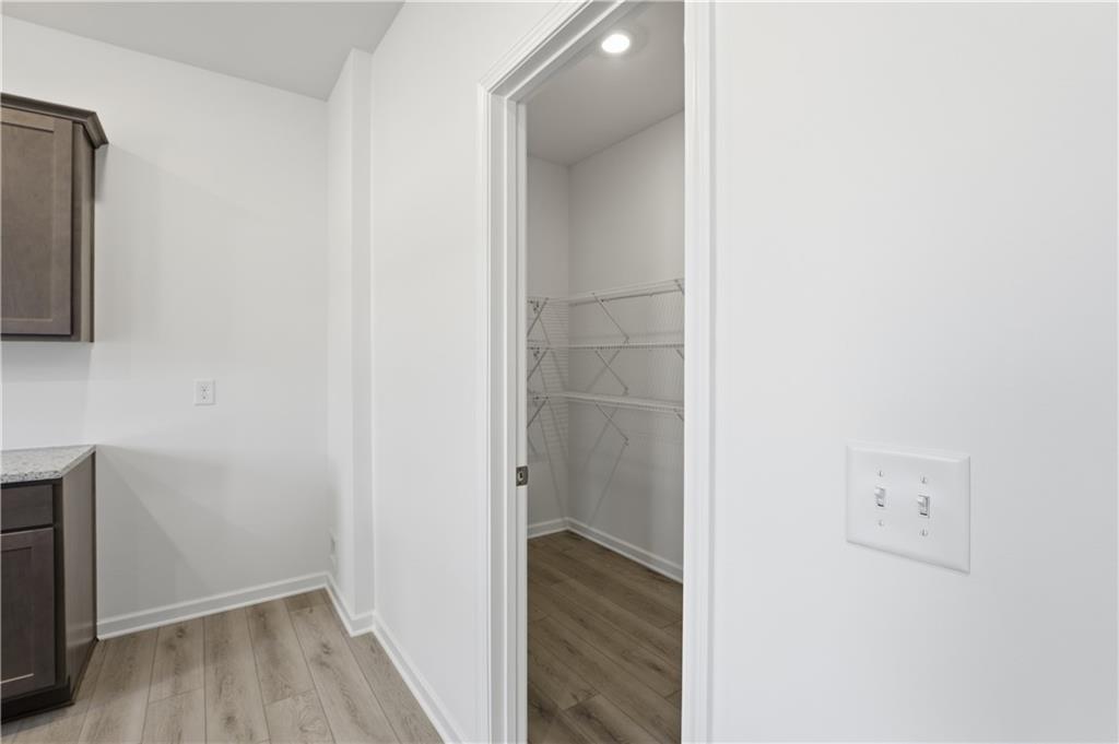 126 Hampton Hollow Drive Property Photo 13