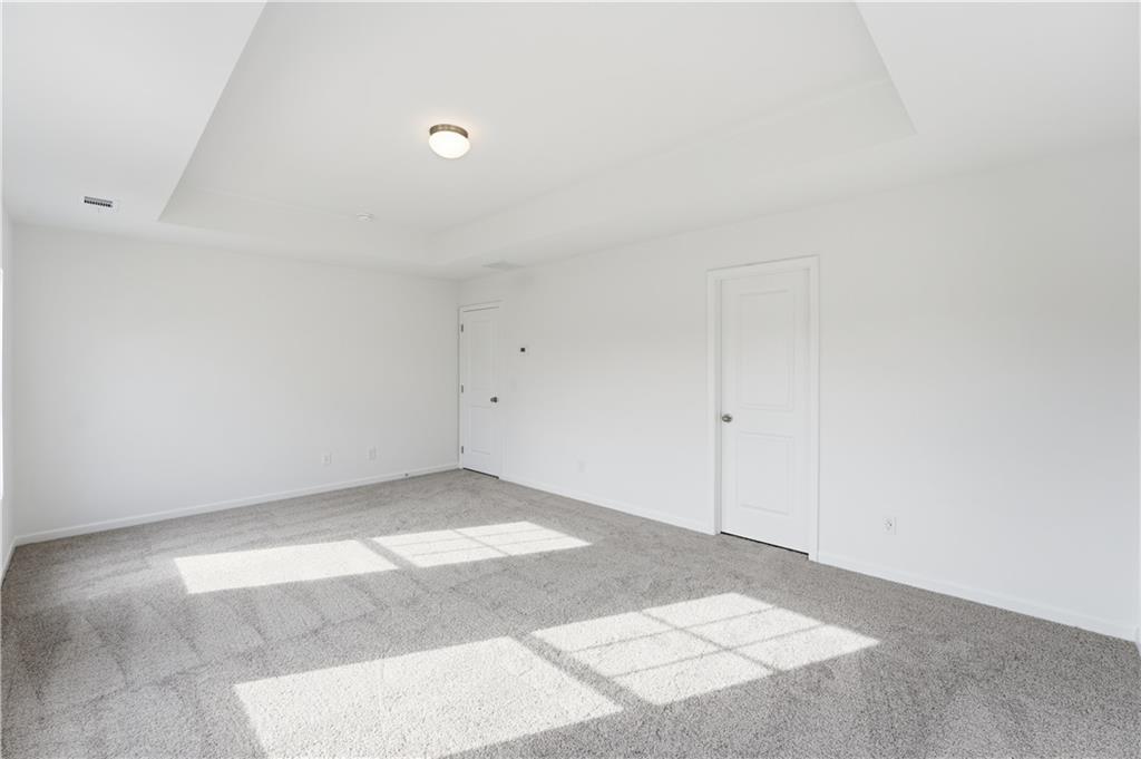 126 Hampton Hollow Drive Property Photo 20