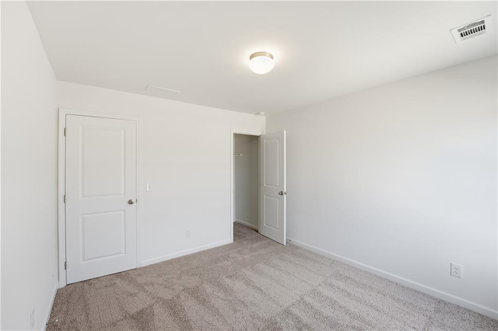 126 Hampton Hollow Drive Property Photo 31