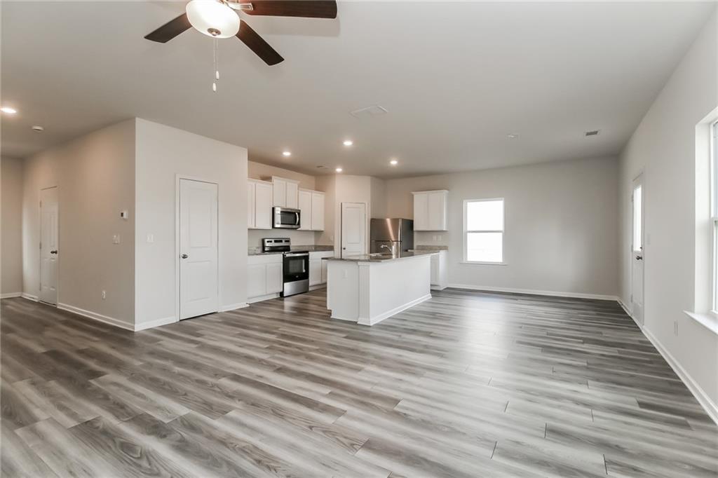 7838441 Property Photo 3