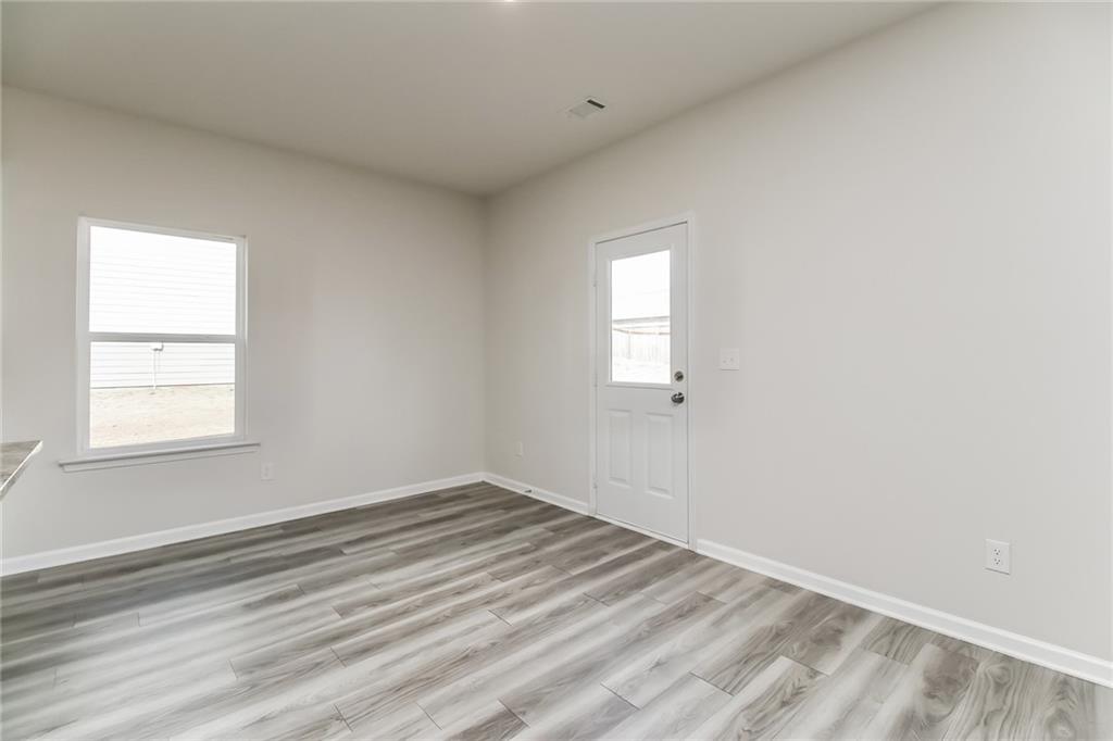 7838441 Property Photo 4