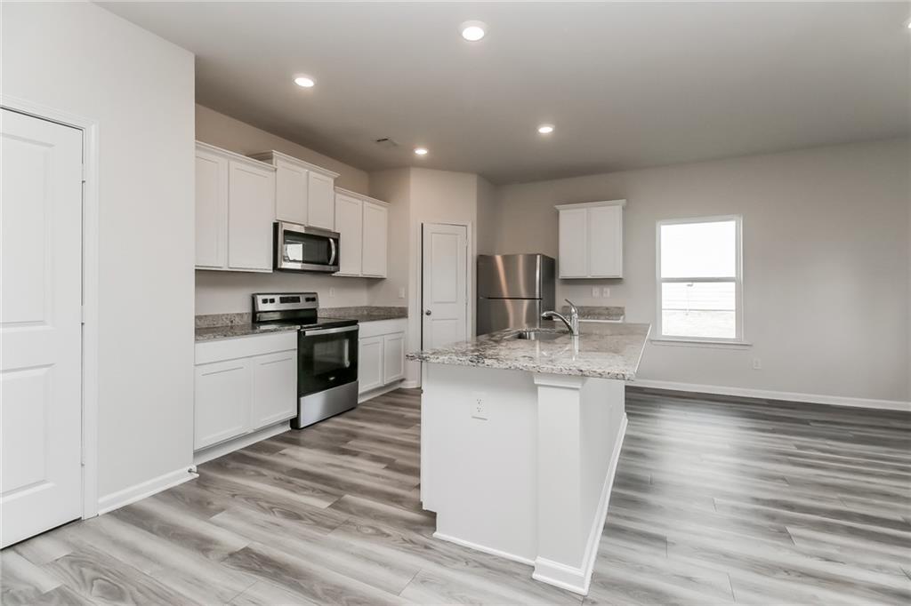 7838441 Property Photo 6