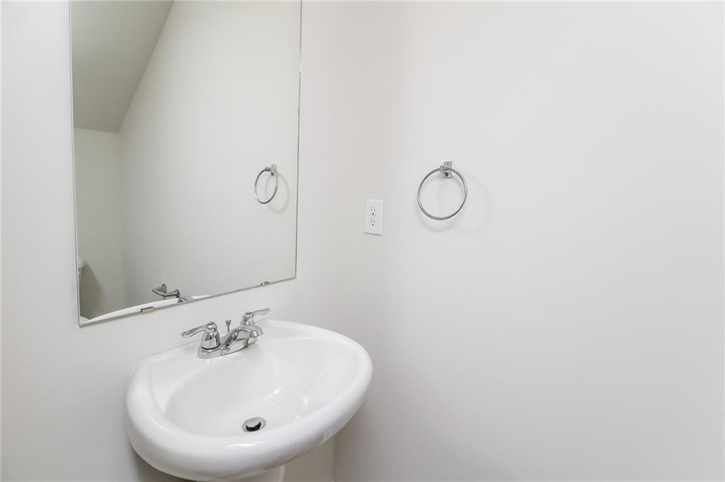 7838441 Property Photo 14