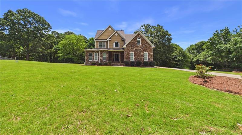 450 E End Road Property Photo 1