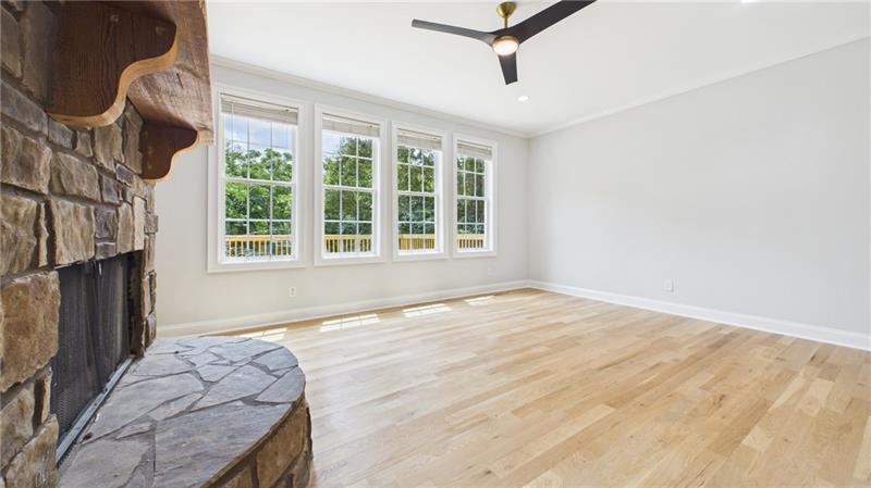 450 E End Road Property Photo 30
