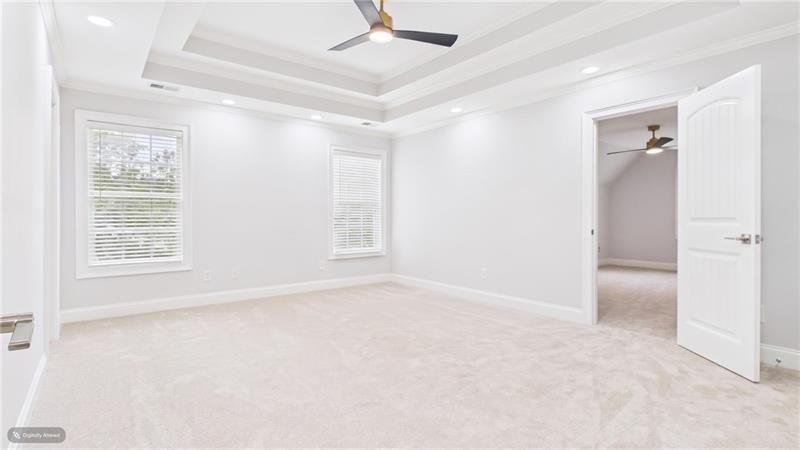 450 E End Road Property Photo 45