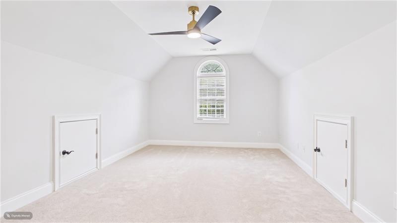 450 E End Road Property Photo 47
