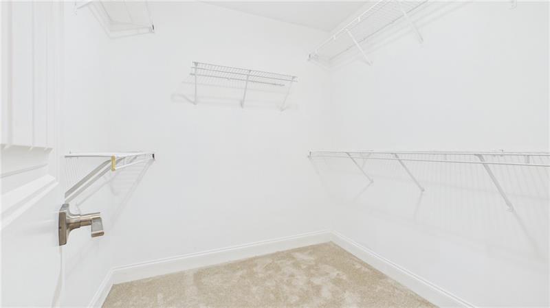 450 E End Road Property Photo 53