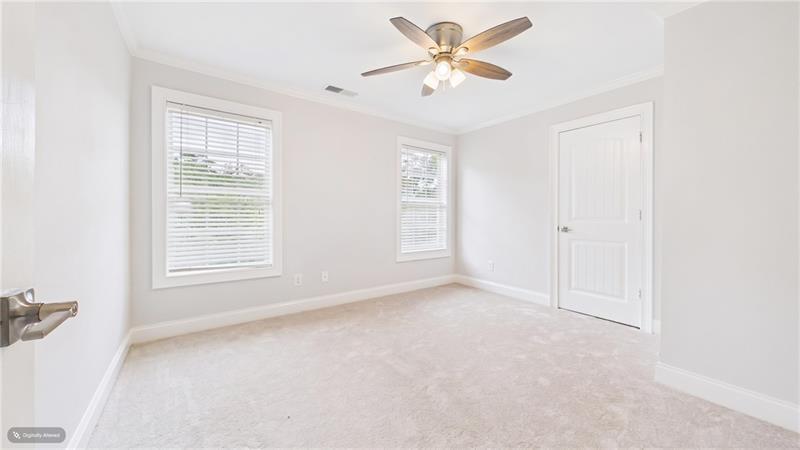 450 E End Road Property Photo 56