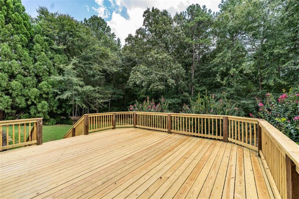 120 S Cloudview Road S Property Photo 8