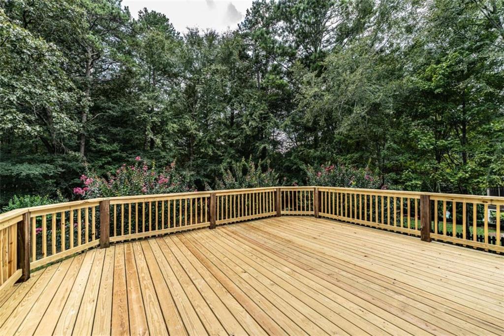 120 S Cloudview Road S Property Photo 9