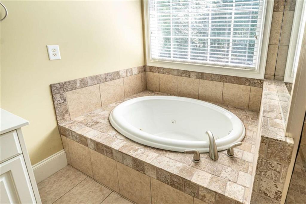120 S Cloudview Road S Property Photo 30